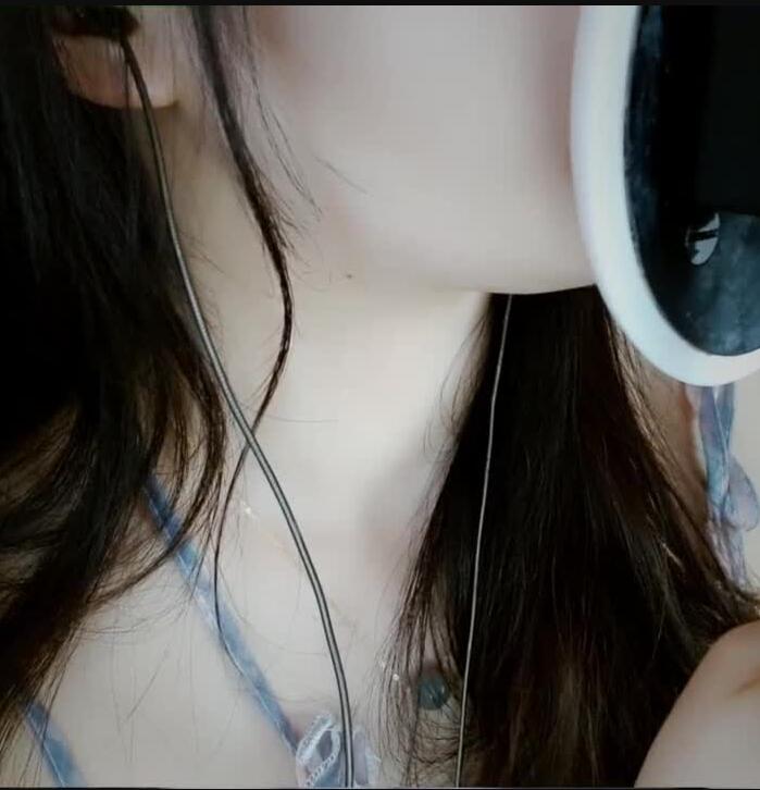 0402102838