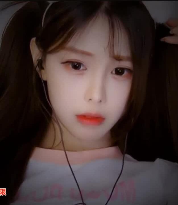 0409095832