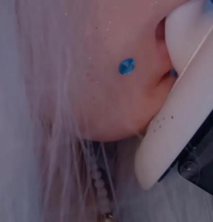 0813102806