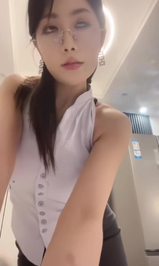 1206150759
