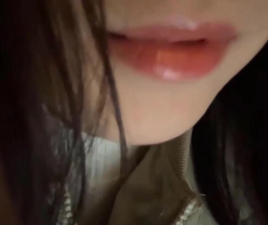 1228111639